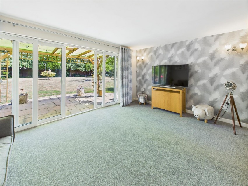 Images for Main Road, Huntley, Gloucester