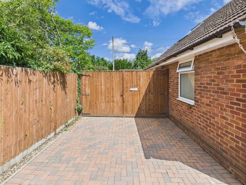 Images for Main Road, Huntley, Gloucester
