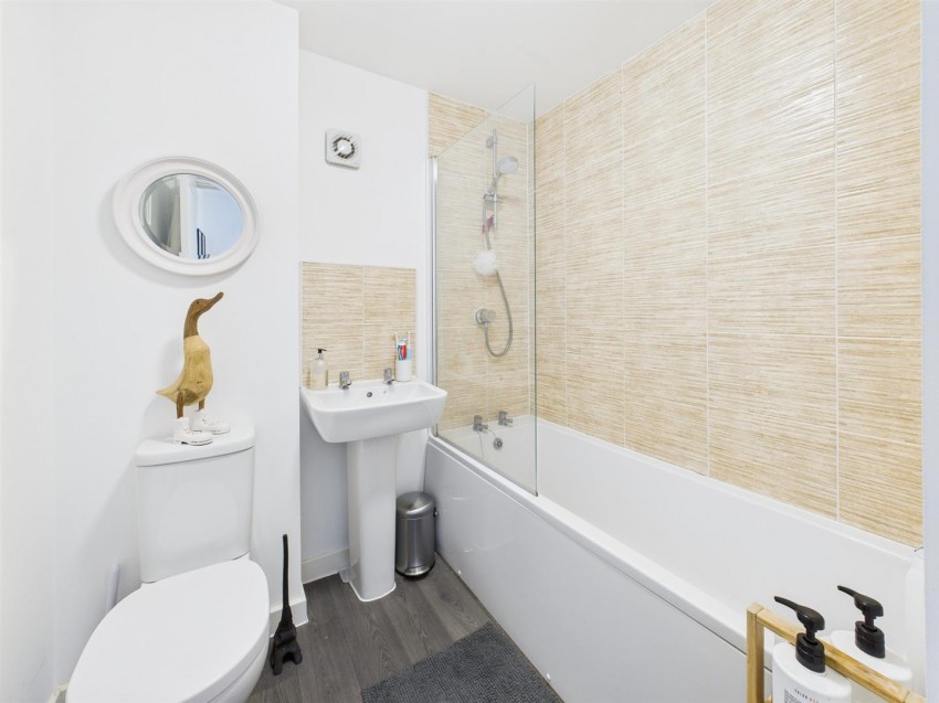 Images for Homeground Road, Tuffley, Gloucester