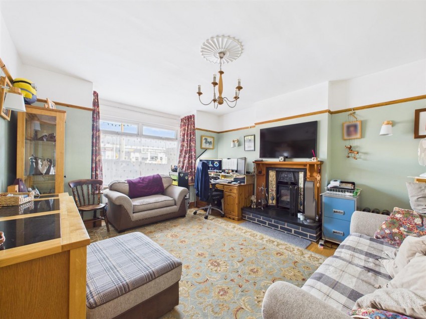 Images for Bristol Road, Quedgeley, Gloucester
