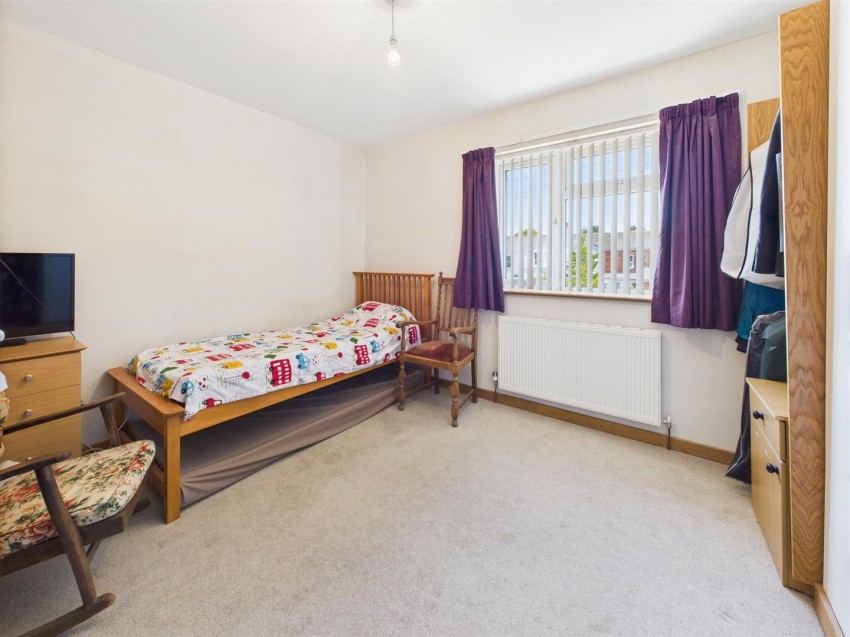 Images for Grove Crescent, Barnwood, Gloucester