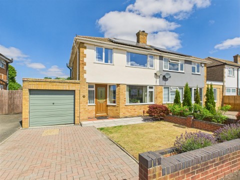 View Full Details for Shearwater Grove, Innsworth, Gloucester