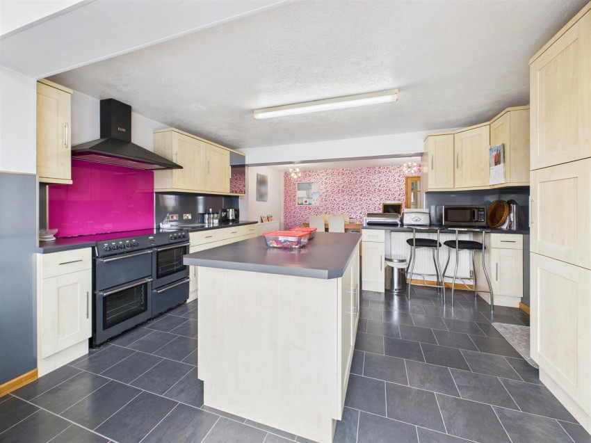 Images for Park Avenue, Longlevens, Gloucester