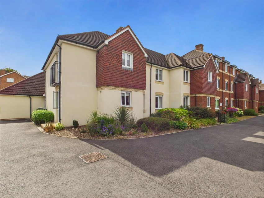 Images for Hamlet Lodge, Heathville Road, Gloucester