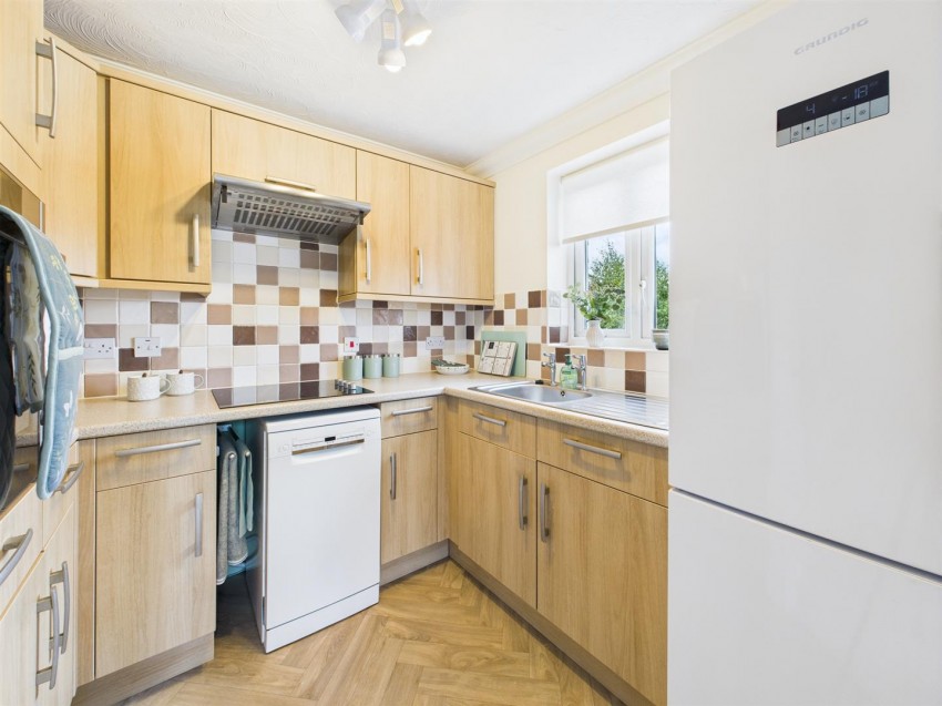 Images for Hamlet Lodge, Heathville Road, Gloucester