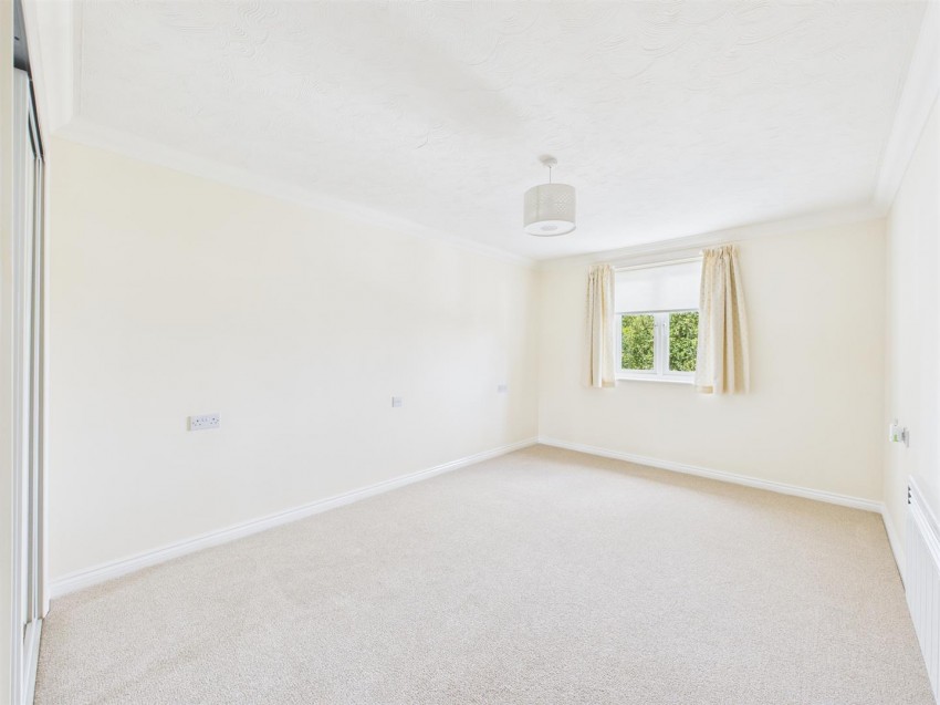 Images for Hamlet Lodge, Heathville Road, Gloucester