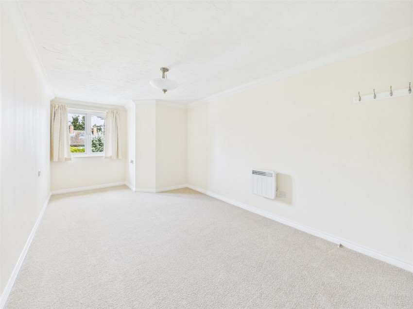 Images for Hamlet Lodge, Heathville Road, Gloucester