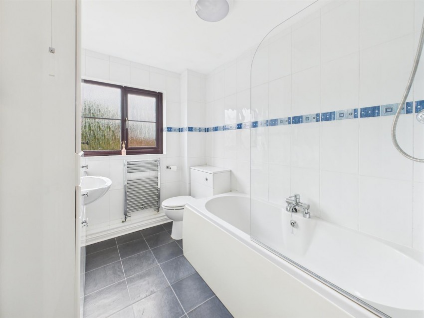 Images for Montgomery Cllose, Hucclecote, Gloucester