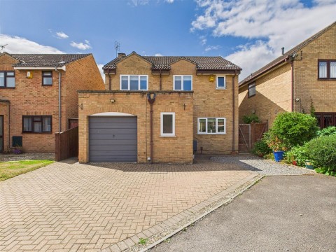 View Full Details for Longland Gardens, Longlevens, Gloucester