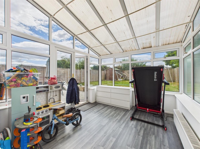 Images for Longland Gardens, Longlevens, Gloucester