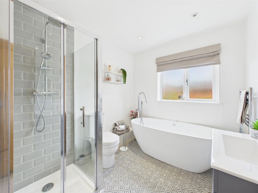 Images for Longland Gardens, Longlevens, Gloucester