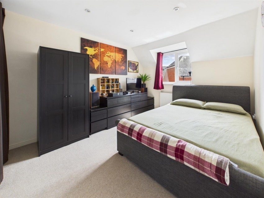 Images for Longhorn Avenue, Gloucester