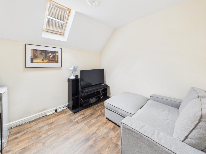 Images for Longhorn Avenue, Gloucester