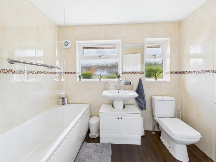 Images for Green Gardens, Brockworth, Gloucester