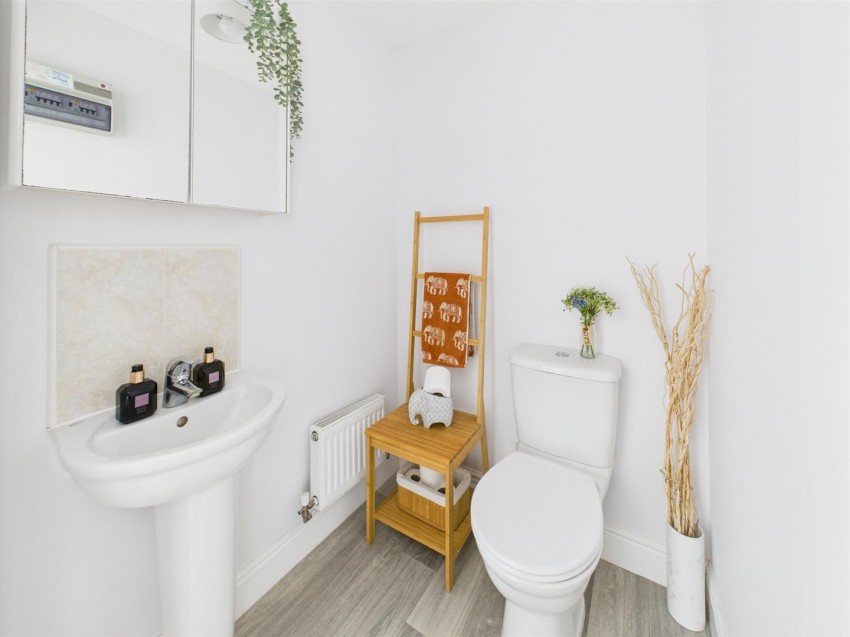 Images for Longhorn Avenue, Gloucester