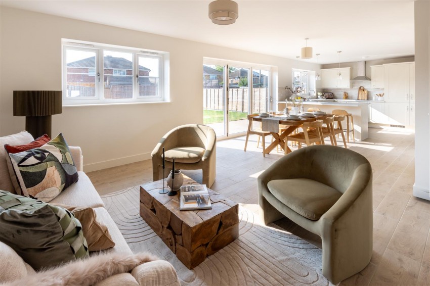 Images for Swallow Crescent, Innsworth, Gloucester
