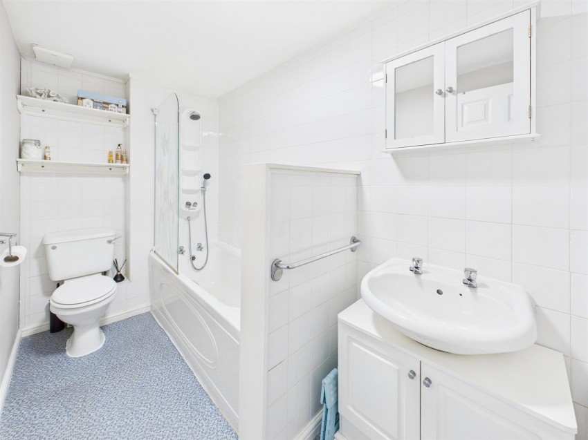 Images for Apperley Drive, Quedgeley, Gloucester