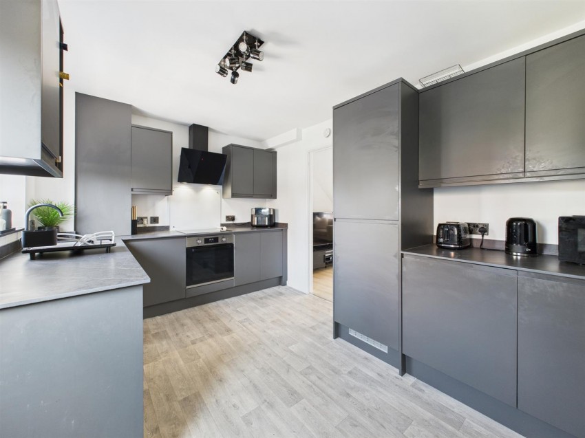 Images for Woodbine Close, Abbeymead