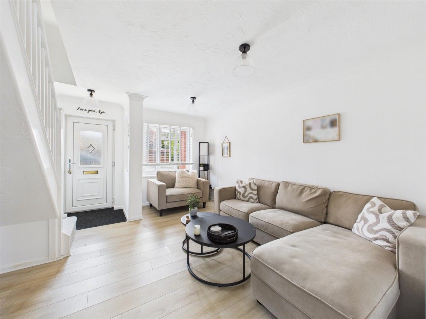 Images for Woodbine Close, Abbeymead