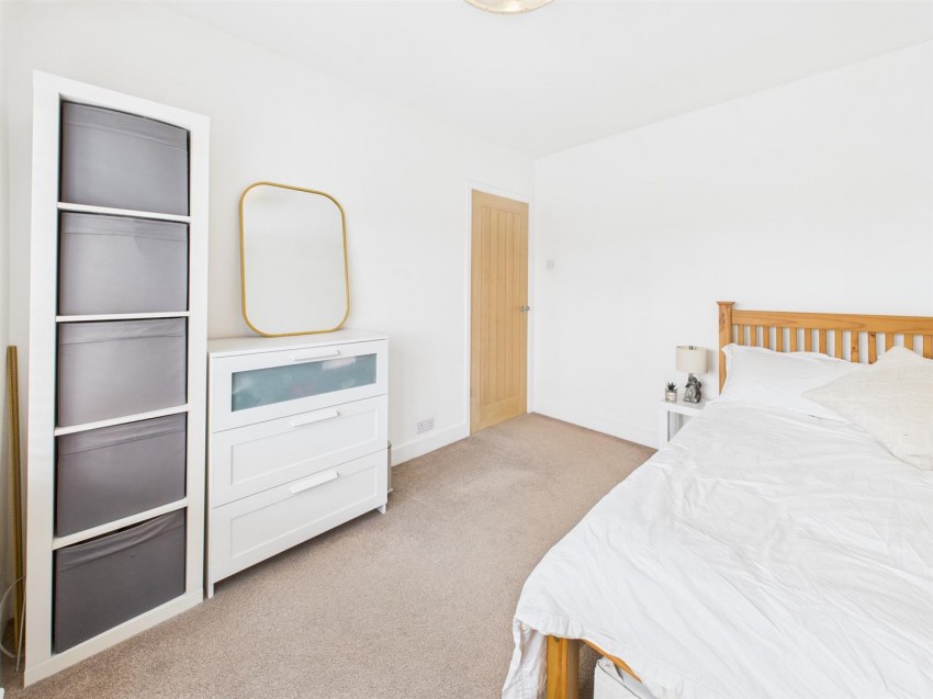Images for Lea Crescent, Longlevens, Gloucester
