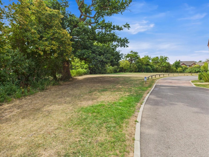Images for Lutra Close, Hardwicke, Gloucester