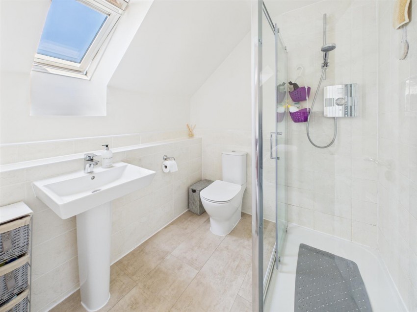 Images for Lutra Close, Hardwicke, Gloucester