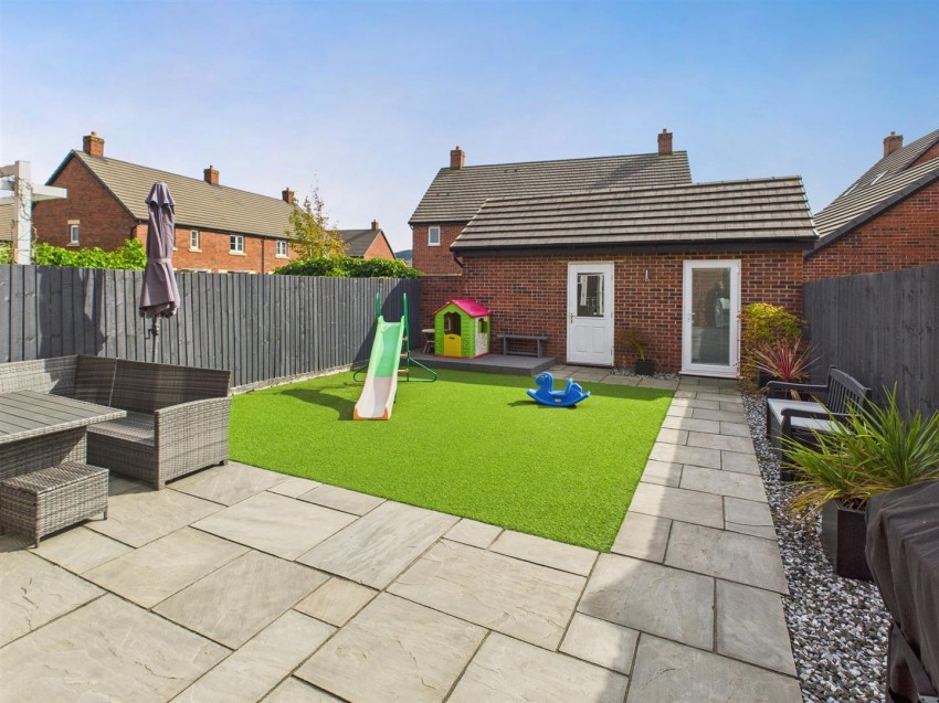 Images for Sowthistle Drive, Hardwicke, Gloucester