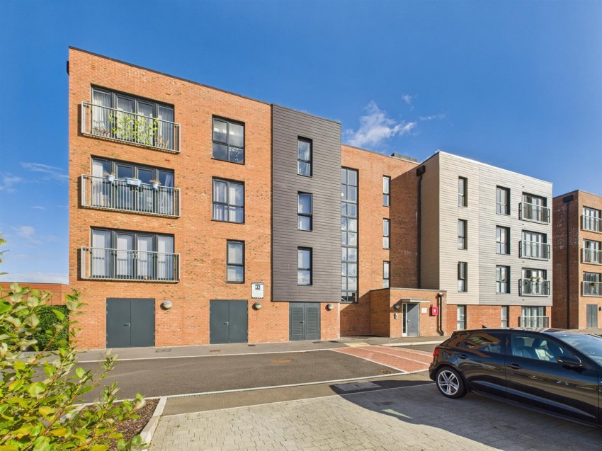Images for Hobbs Way, Gloucester