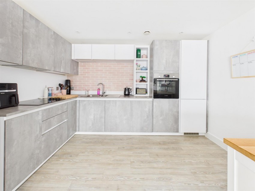 Images for Hobbs Way, Gloucester