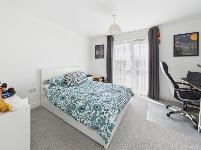 Images for Hobbs Way, Gloucester