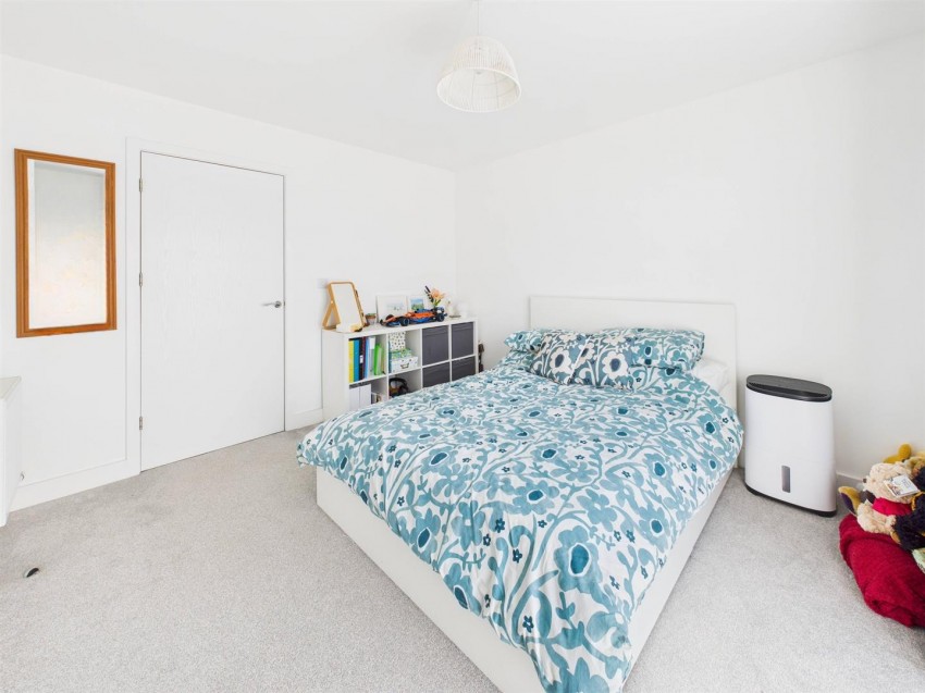 Images for Hobbs Way, Gloucester