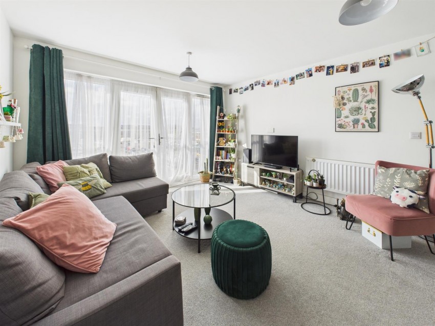 Images for Hobbs Way, Gloucester