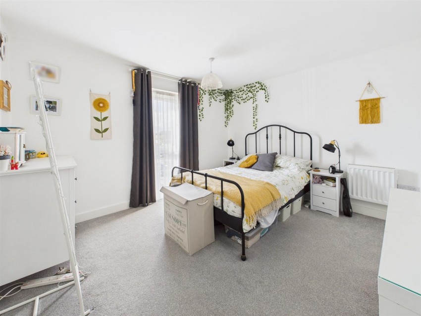 Images for Hobbs Way, Gloucester