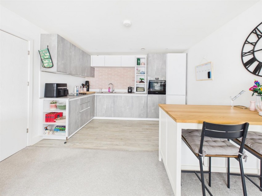 Images for Hobbs Way, Gloucester