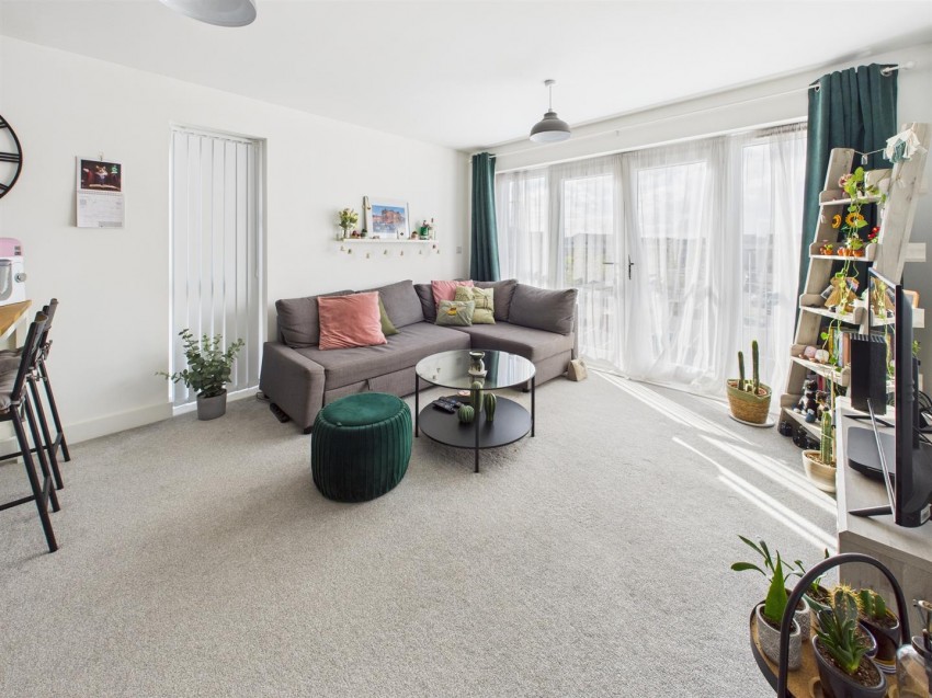 Images for Hobbs Way, Gloucester