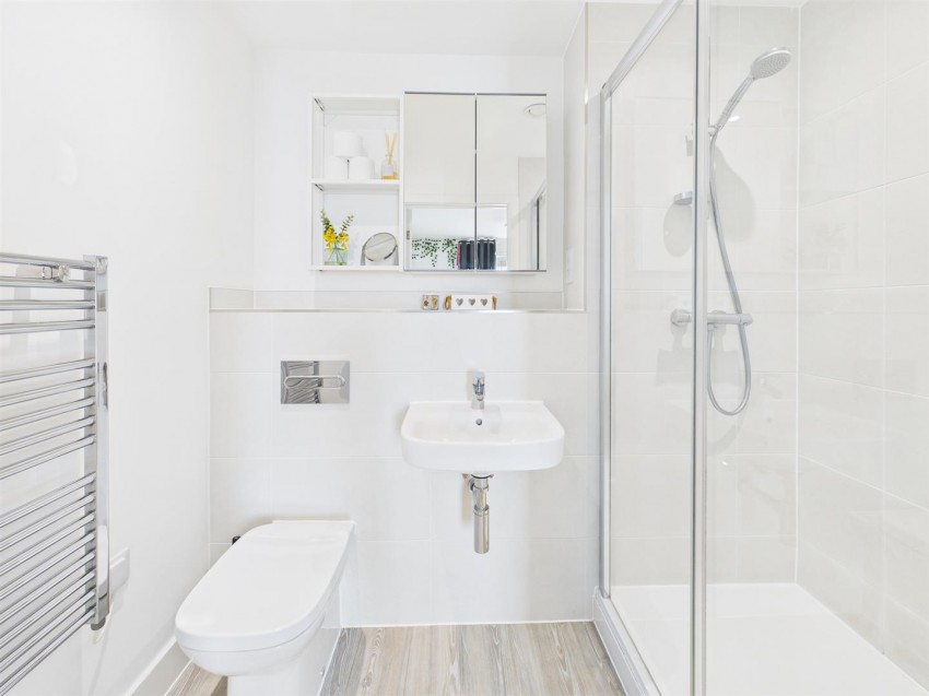 Images for Hobbs Way, Gloucester