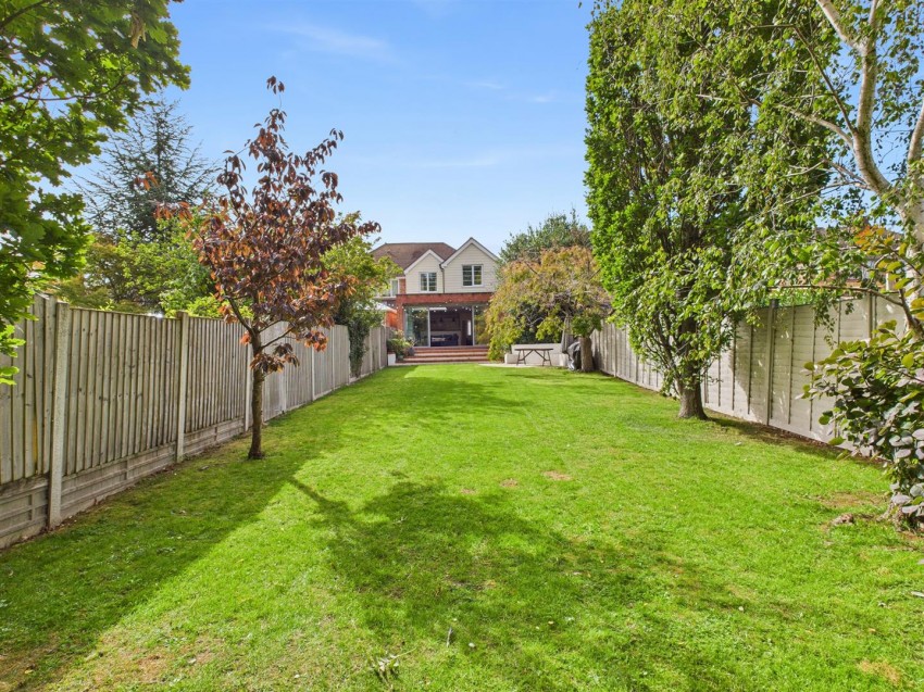 Images for Dinglewell, Hucclecote