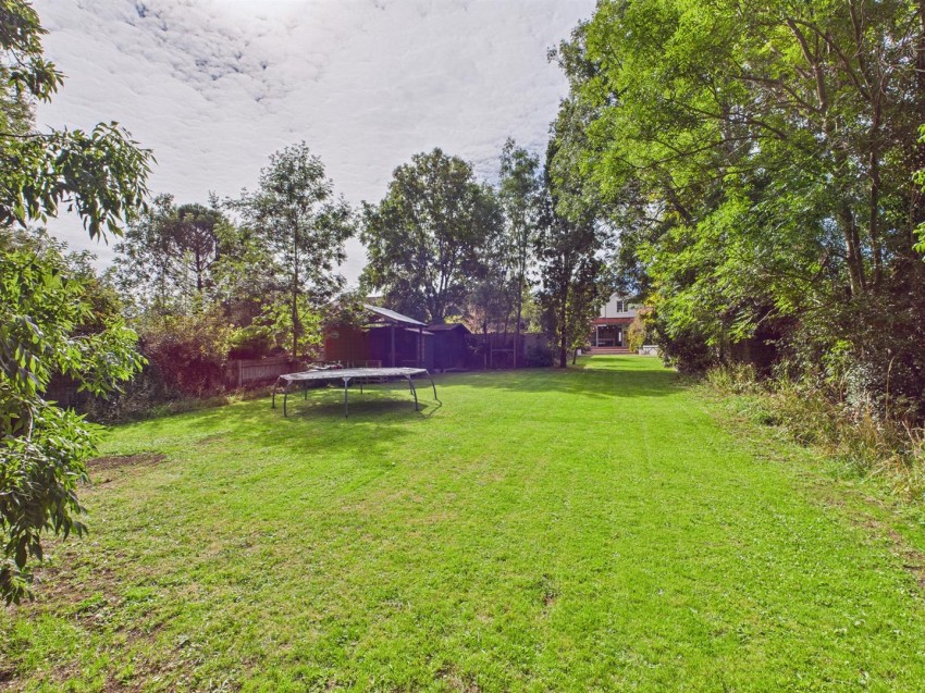 Images for Dinglewell, Hucclecote