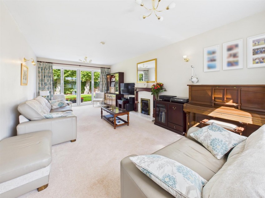 Images for Grovelands, Barnwood, Gloucester