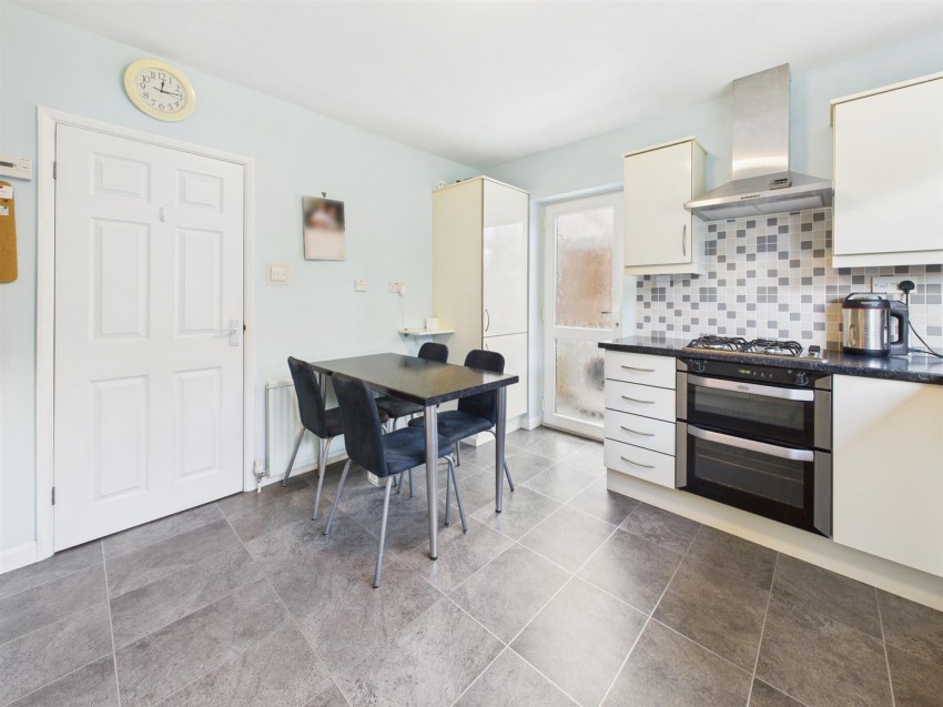 Images for Grovelands, Barnwood, Gloucester