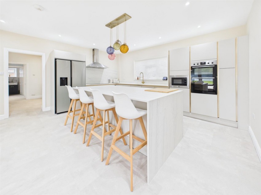 Images for Homecroft Drive, Uckington