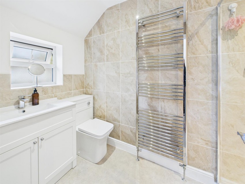 Images for Homecroft Drive, Uckington