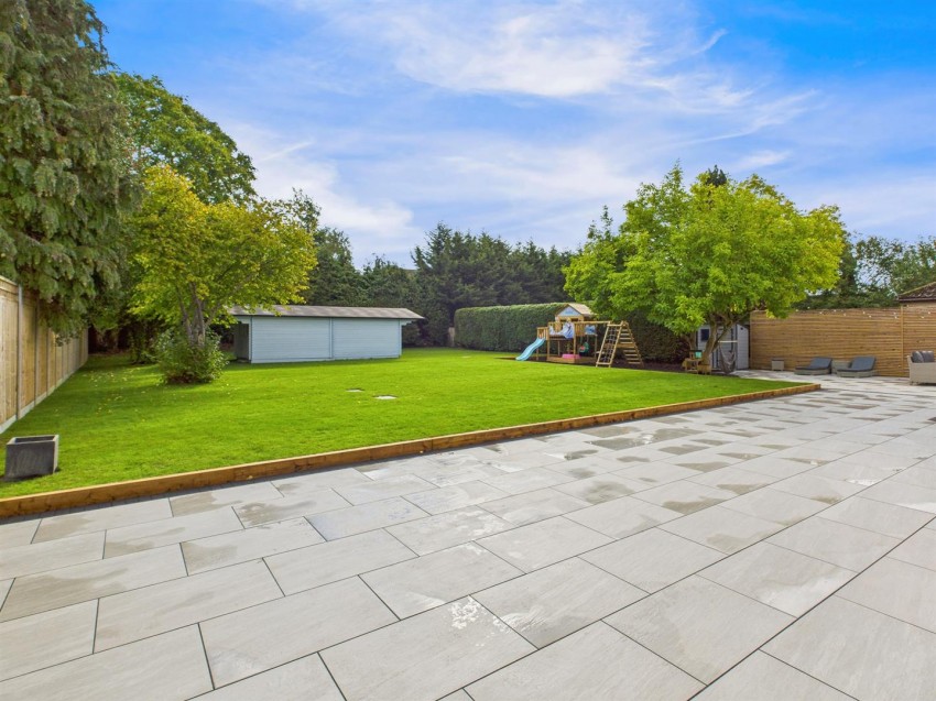 Images for Homecroft Drive, Uckington