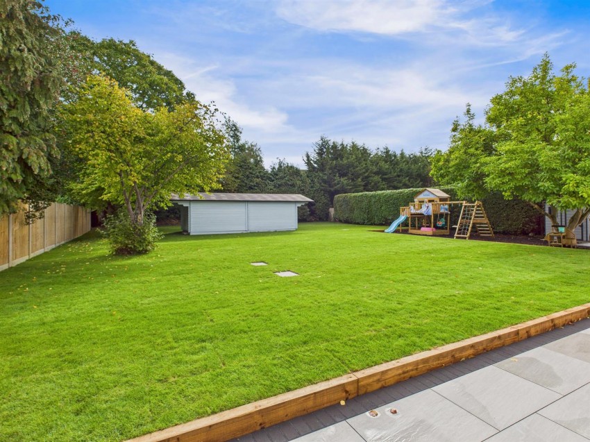 Images for Homecroft Drive, Uckington