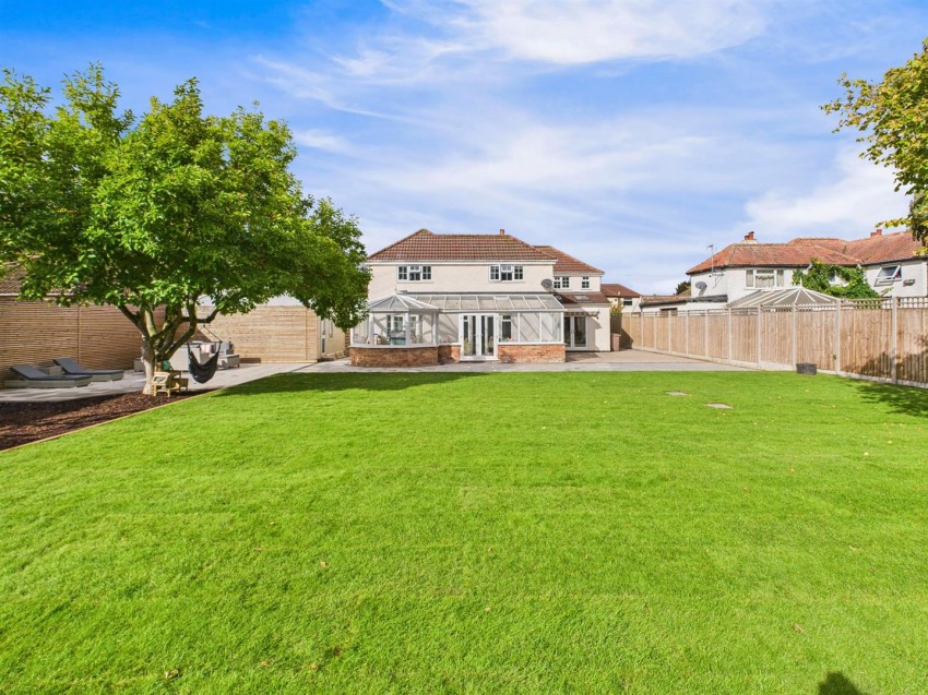 Images for Homecroft Drive, Uckington