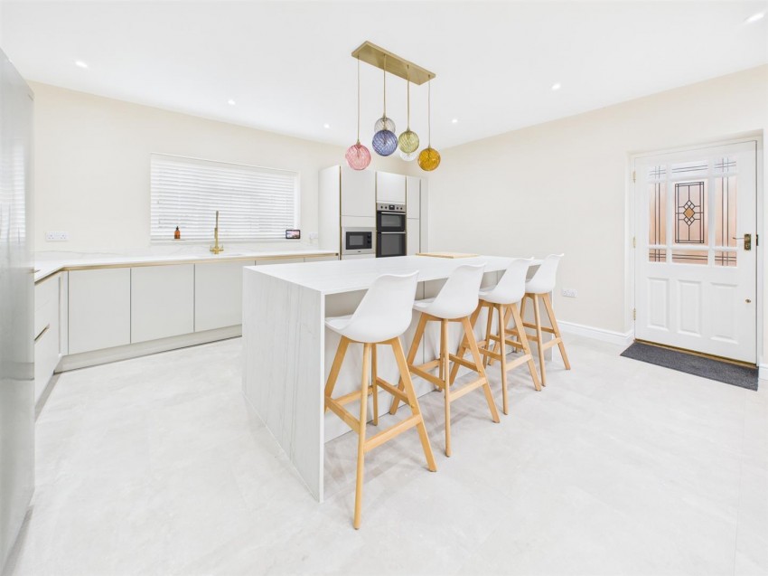 Images for Homecroft Drive, Uckington