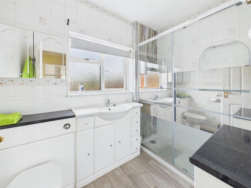 Images for Park Avenue, Longlevens, Gloucester