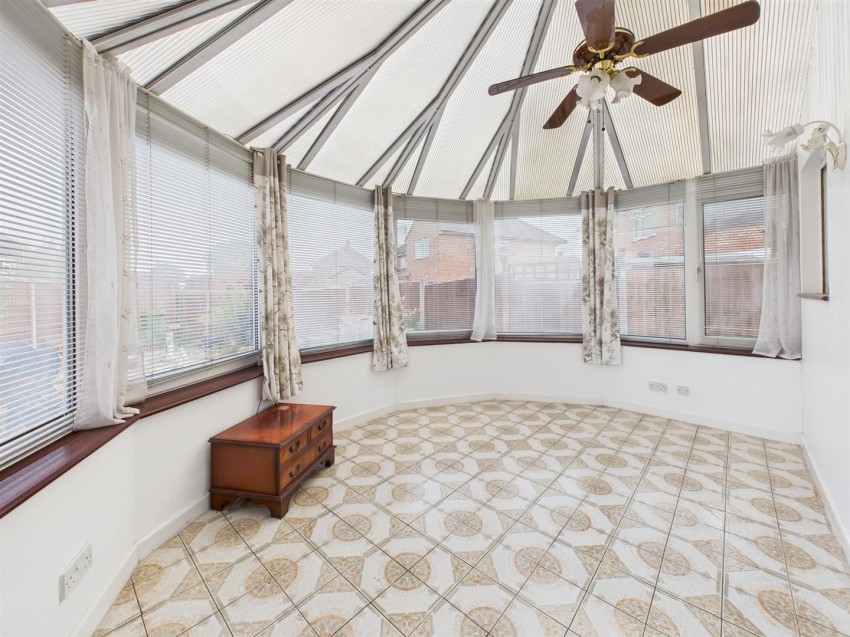 Images for Park Avenue, Longlevens, Gloucester