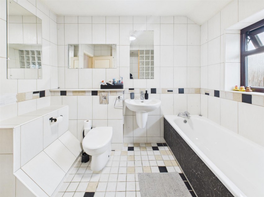 Images for Oxstalls Lane, Longlevens