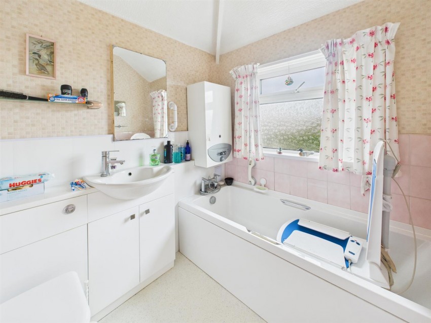 Images for Wellsprings Road, Longlevens, Gloucester